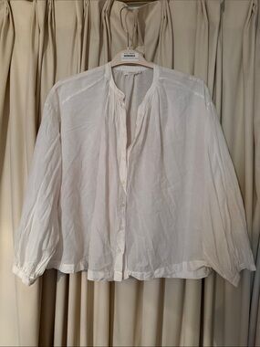 Doen Soft White Button-Front Blouse